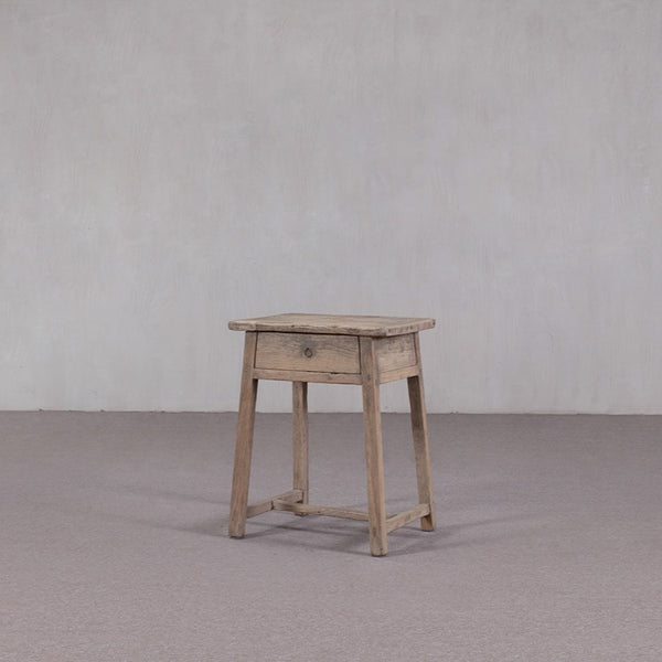 25037 Reclaimed Pine Small Side Table 670 x 430 x 830H
