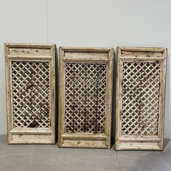 Antique Screen